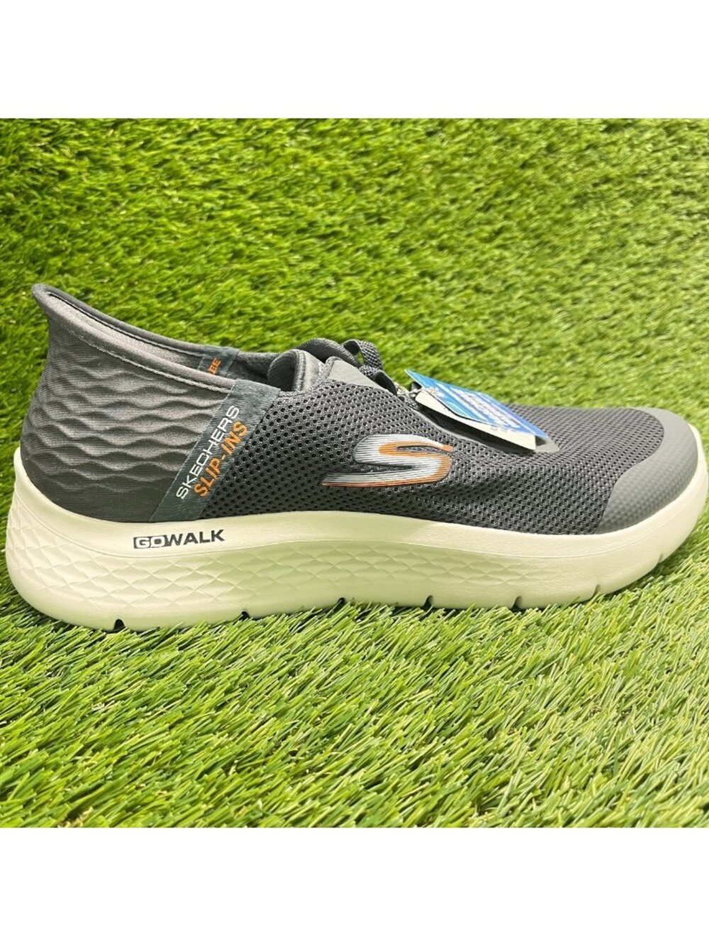 Skechers Go Walk Flex Hands Up Mens Size 9.5 Gray White Running Shoes Sneakers